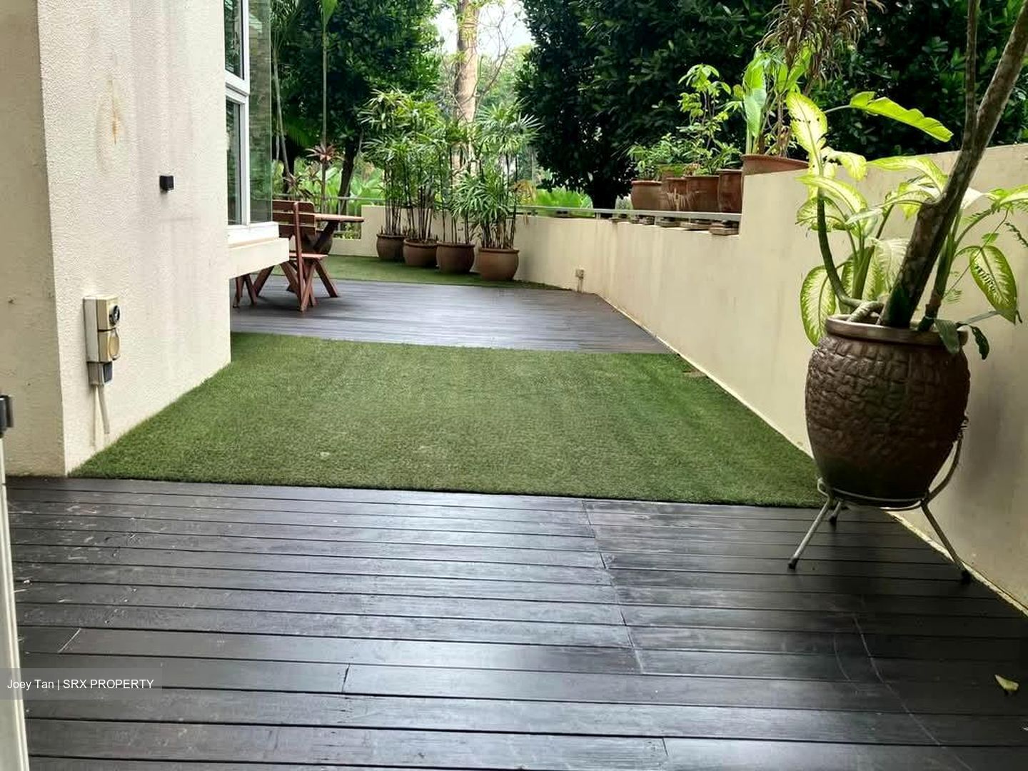 Savannah Condopark (D18), Condominium #605323711